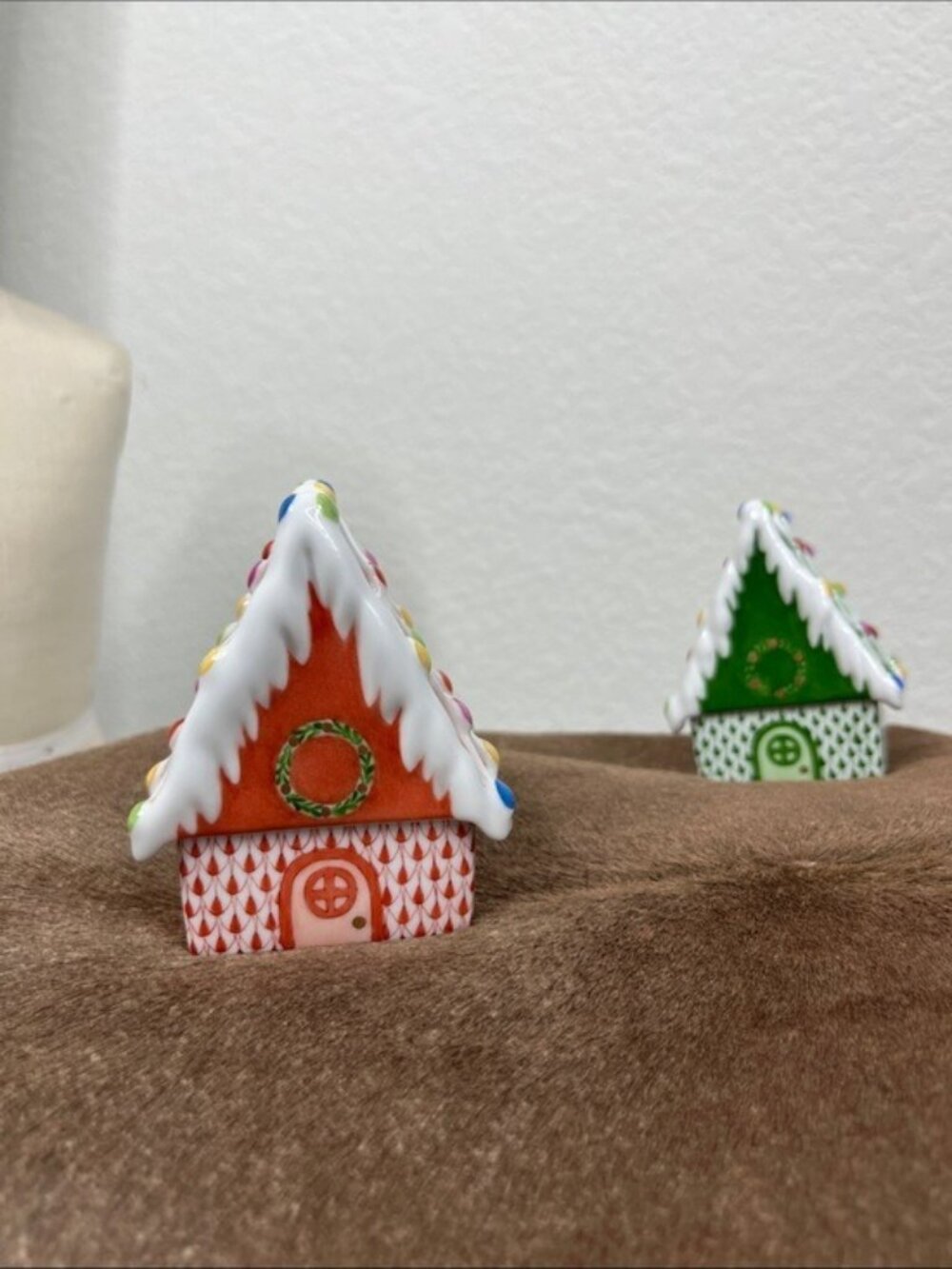 Herend Gingerbread House Icing Handpainted Hungary Trinket Box Dish 2 PC